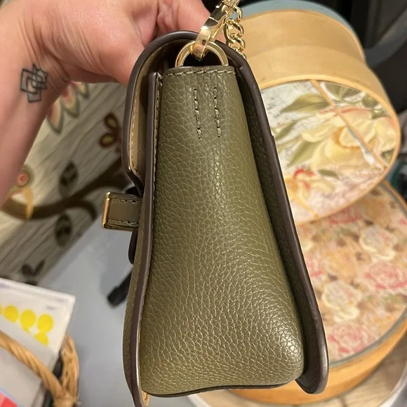 Michael Kors Olive Green Leather Chain Crossbody Bag - Picture 4 of 10